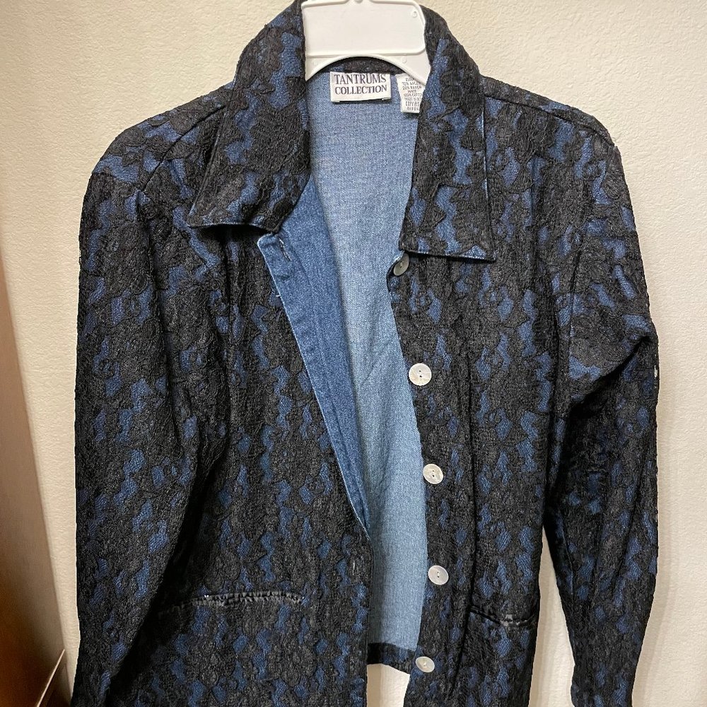Women's Denim Jacket with Black Lace Overlay and White Pearlesent Buttons SZ M